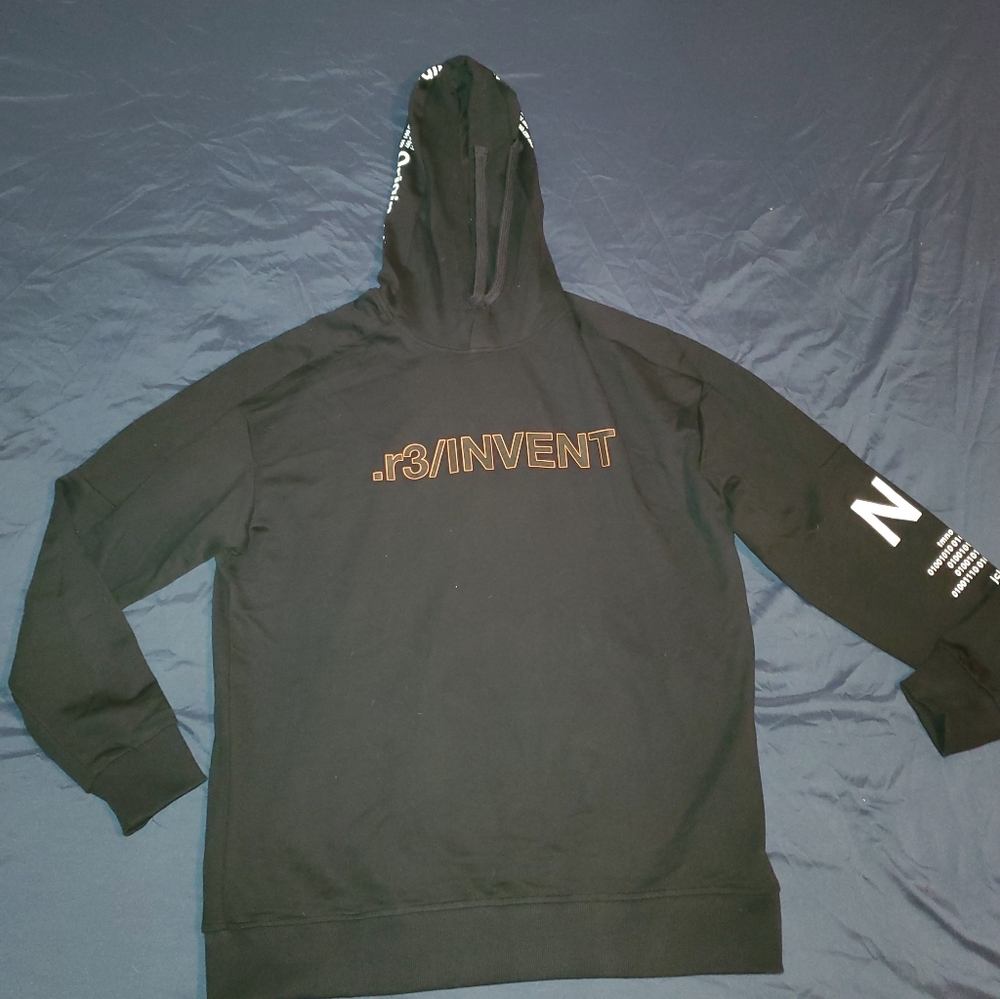 Black Sweatshirt